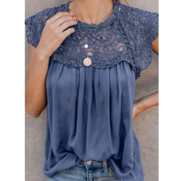 HPx3🎉1 LEFT💙Blue Crotchet Lace-Sliced Blousy Top - Picture 2 of 7